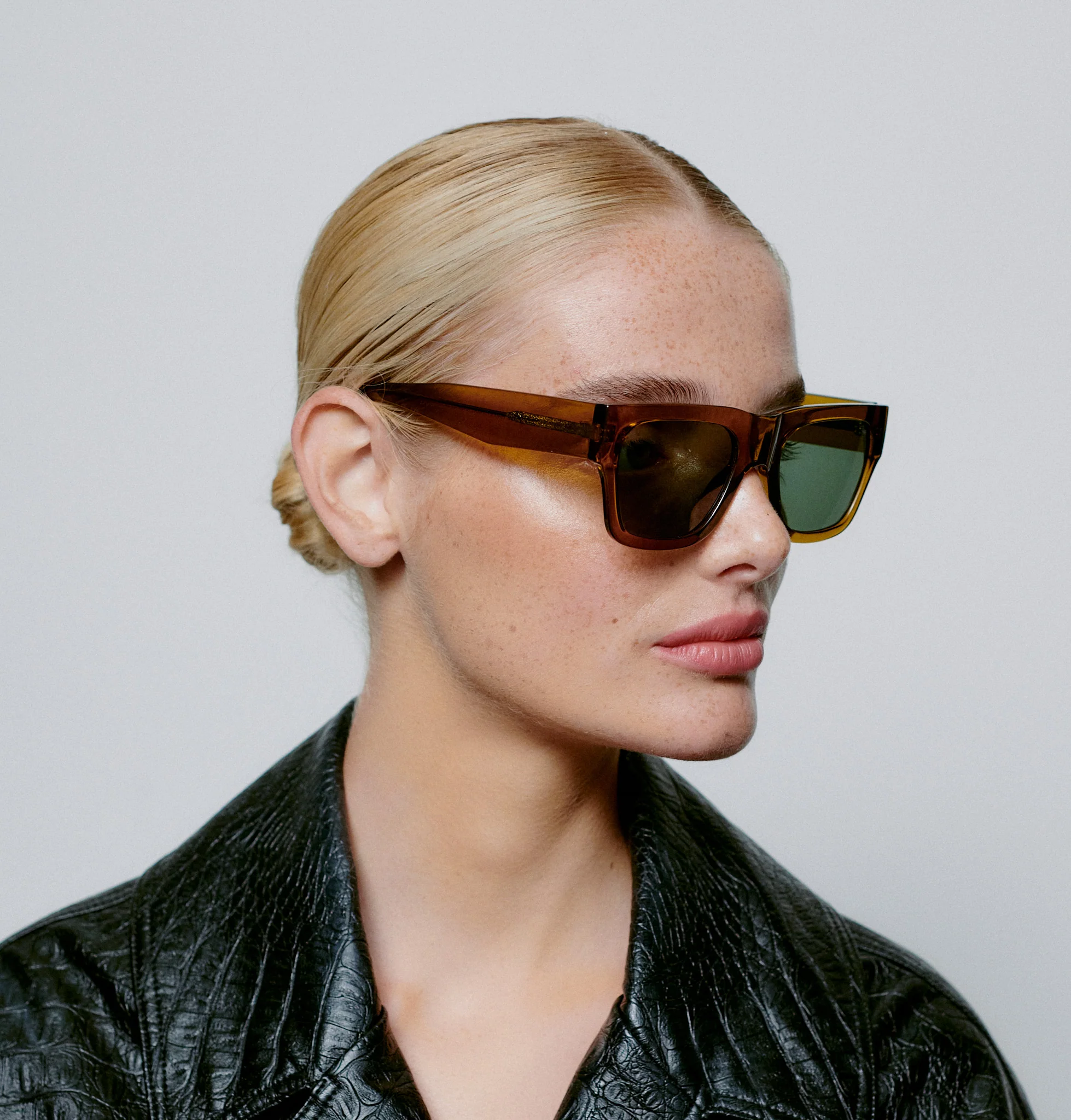 Agnes - Smoke Transparent - Image 6